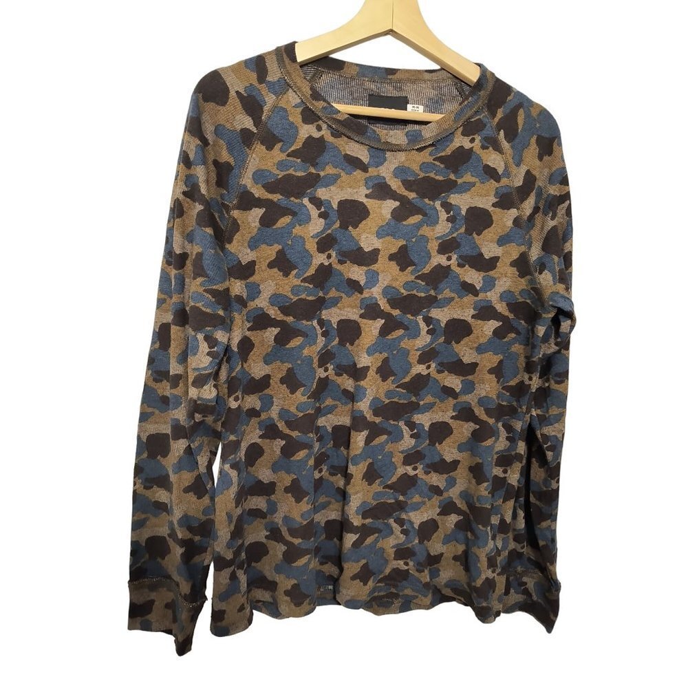 BDG -Urban Outfitters Blue‎ camo Crew neck sweater Men's size Medium